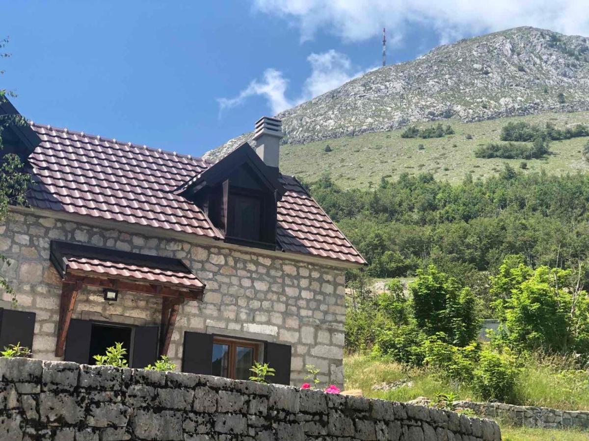 Lovcen Holiday Home Цетине Екстериор снимка