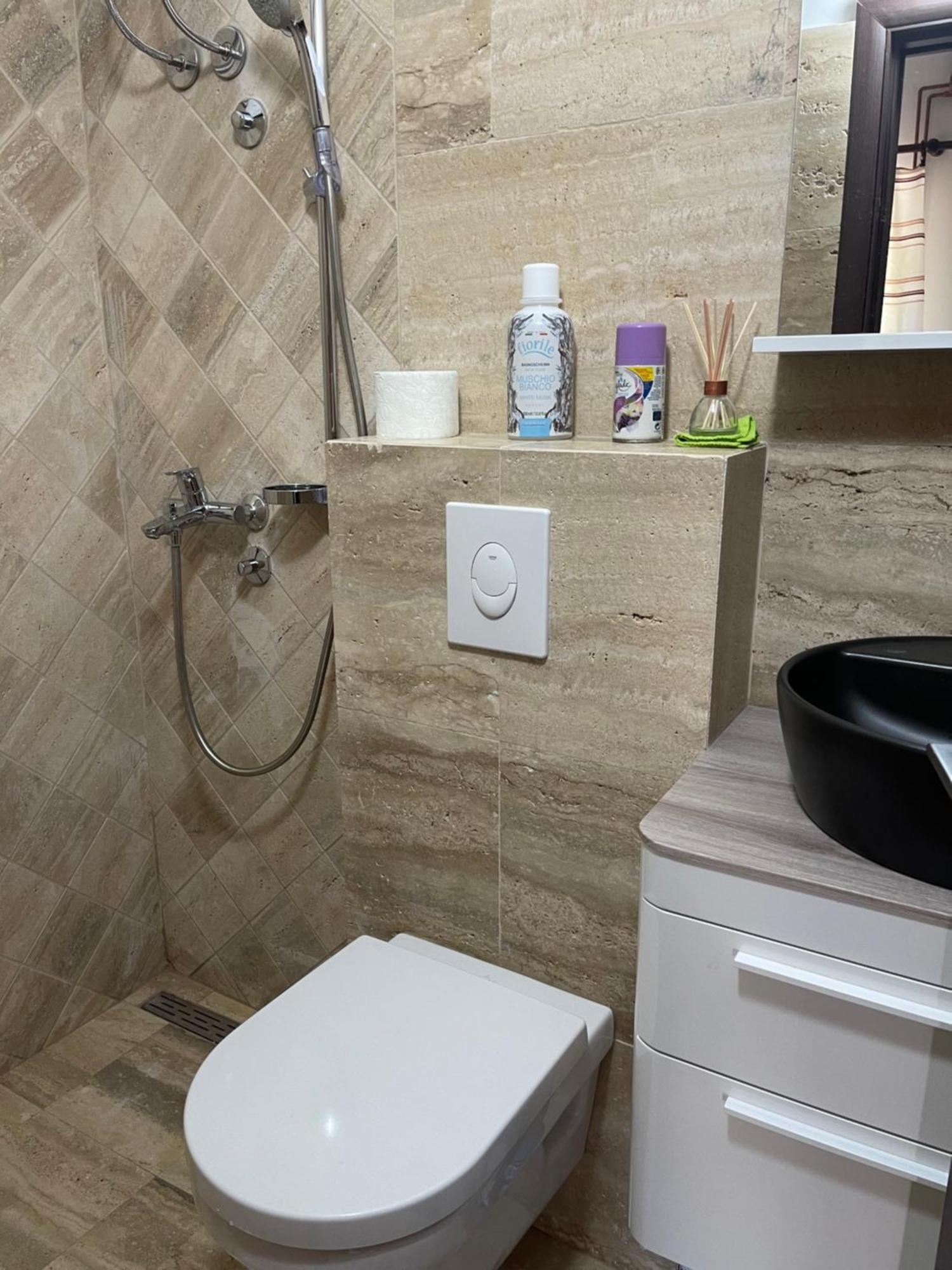Lovcen Holiday Home Цетине Екстериор снимка